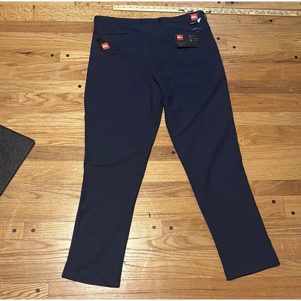 NEW Quiksilver Men's 34 X 32 Slim Fit Expandable Waist Stretch Tech Woven Pant
